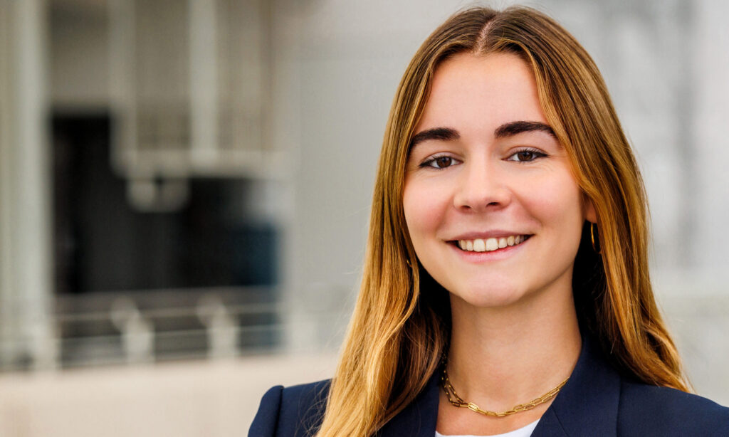 Laura Mélanie Solange Marie Fourneaux